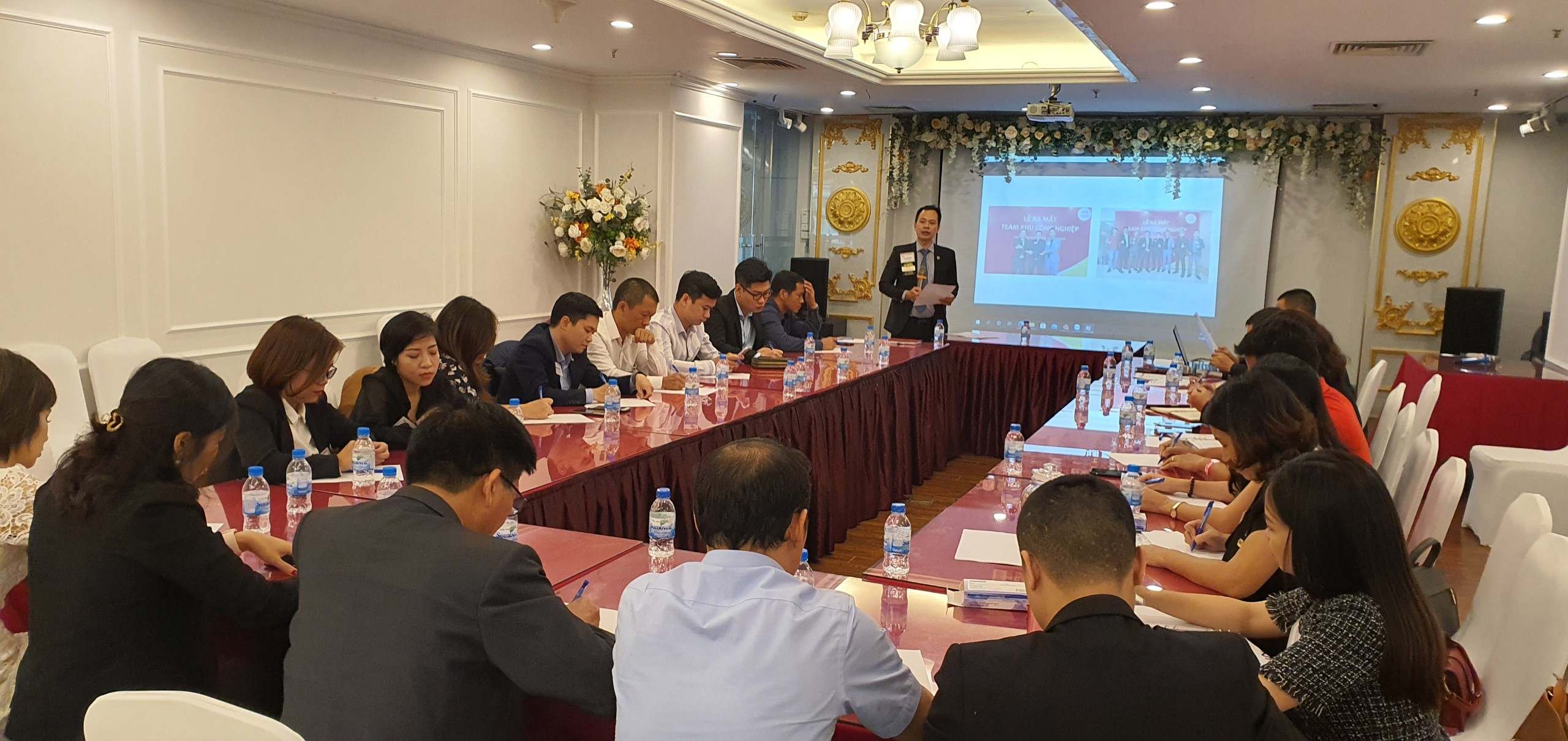 Buổi kết nối đầu tiên của Team KCN - 06/11/2020 - Kể chuyện qua hình ảnh